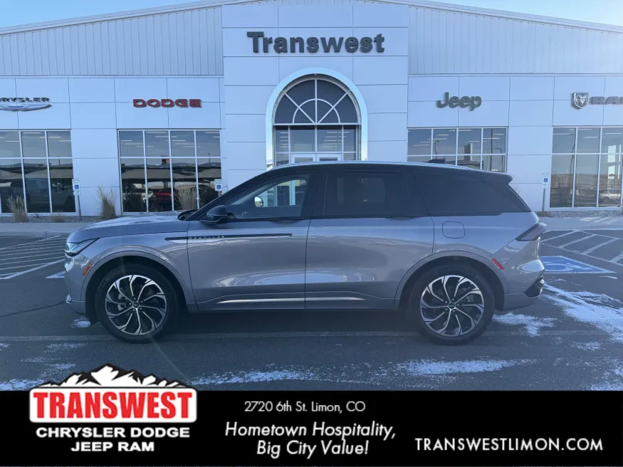 2024 Lincoln Nautilus Reserve | Photo 22 of 22