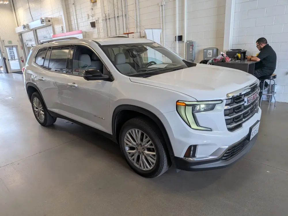 2026 GMC Acadia