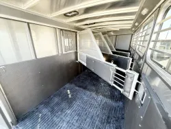 2025 Logan Coach Bullseye 4HGN | Thumbnail Photo 7 of 15