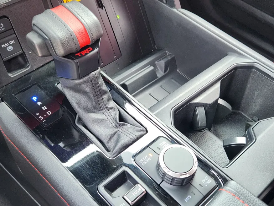 2023 Toyota Tundra 4WD TRD Pro Hybrid | Photo 12 of 22