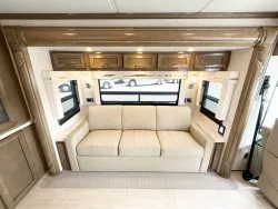 2026 Newmar Ventana 3512 | Thumbnail Photo 6 of 26
