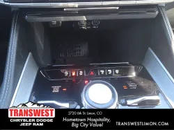 2026 Jeep Grand Wagoneer Limited Reserve | Thumbnail Photo 26 of 29