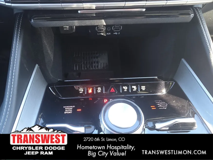 2026 Jeep Grand Wagoneer Limited Reserve | Photo 26 of 29