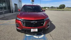 2023 Chevrolet Traverse | Thumbnail Photo 2 of 31