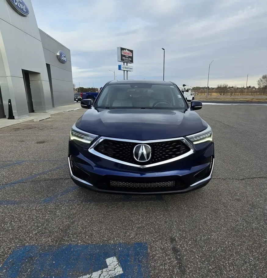 2021 Acura RDX | Photo 2 of 31