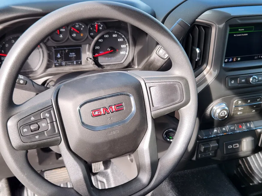 2026 GMC Sierra 1500 Pro | Photo 13 of 22