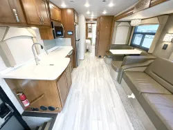 2022 Renegade Valencia 38RB | Thumbnail Photo 4 of 31