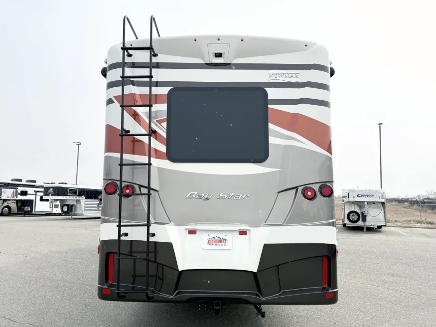 2022 Newmar Bay Star 3626 | Photo 20 of 30