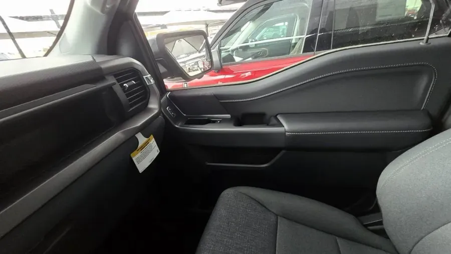 2026 Ford F-150 | Photo 27 of 30