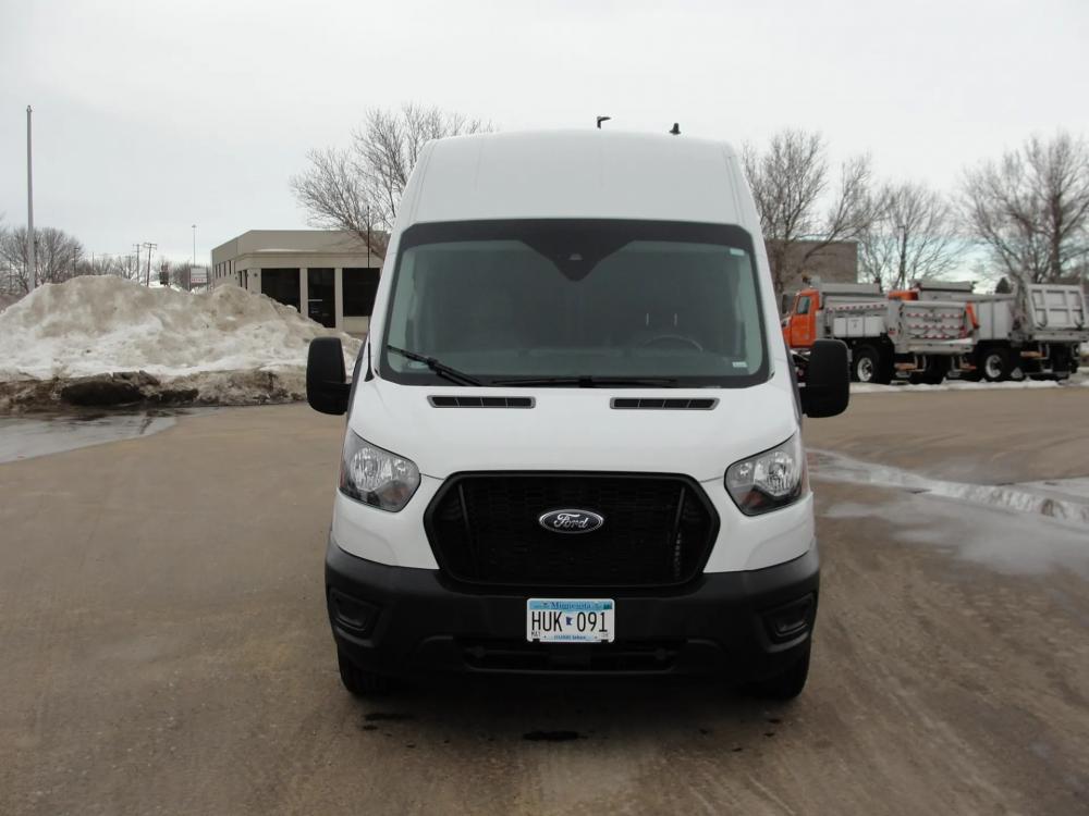 2022 Ford Transit | Photo 8 of 11