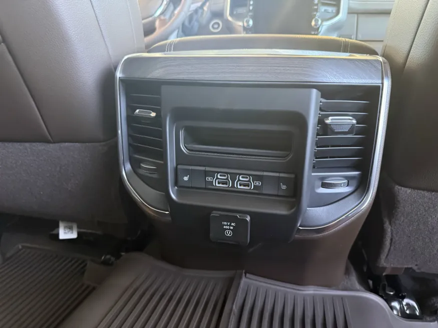 2026 RAM 3500 Laramie | Photo 9 of 18