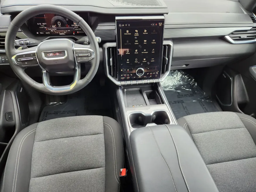 2025 GMC Acadia AWD Elevation | Photo 11 of 29