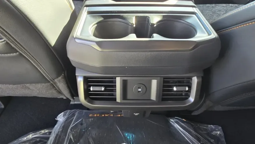 2025 Ford F-150 | Photo 31 of 32
