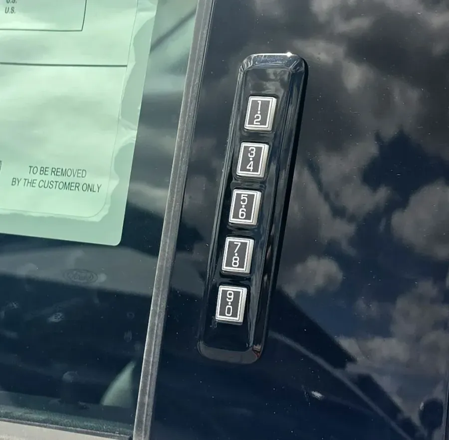 2026 Ford F-150 | Photo 11 of 29
