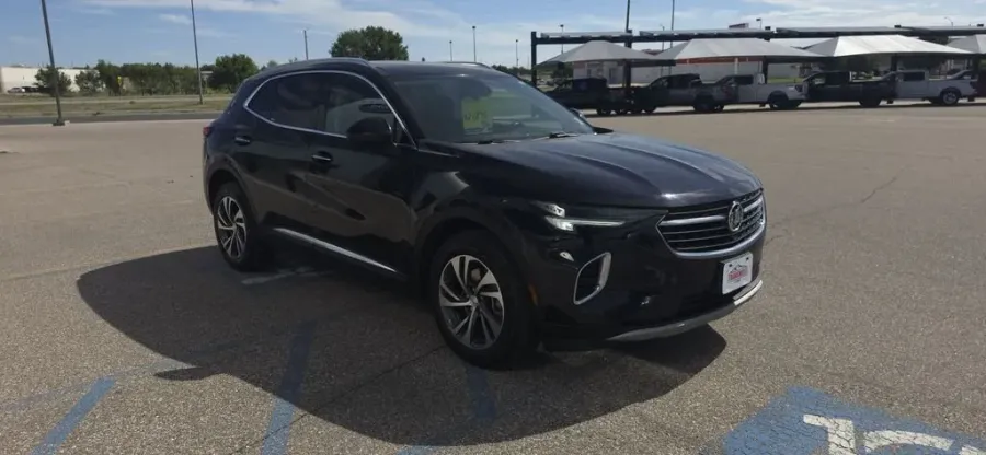 2021 Buick Envision | Photo 3 of 31