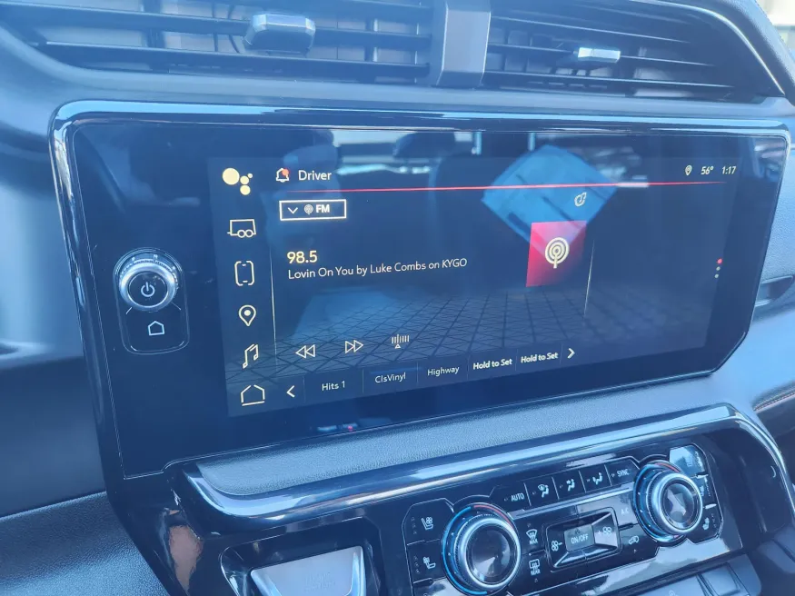 2023 GMC Sierra 1500 AT4 | Photo 26 of 31