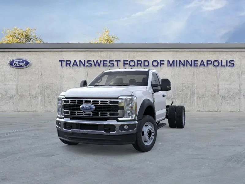 2025 Ford Super Duty F-550 XL 