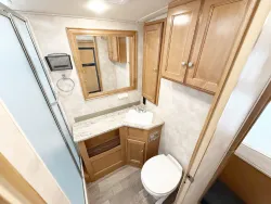 2018 Winnebago Vista 29 VE | Thumbnail Photo 11 of 24