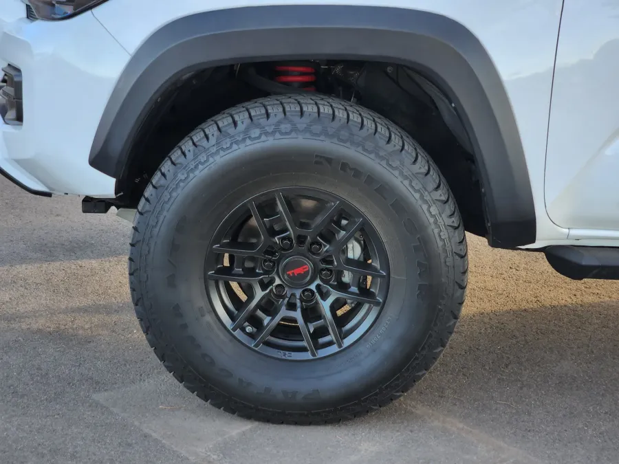 2020 Toyota Tacoma 4WD | Photo 21 of 30