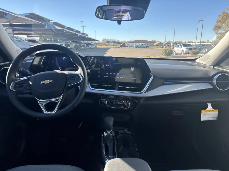 2026 Chevrolet Trax LT | Photo 10 of 21