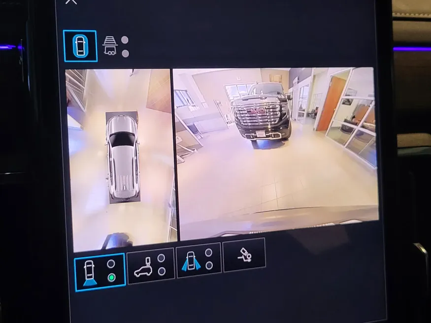 2026 GMC Acadia Denali Ultimate | Photo 15 of 26