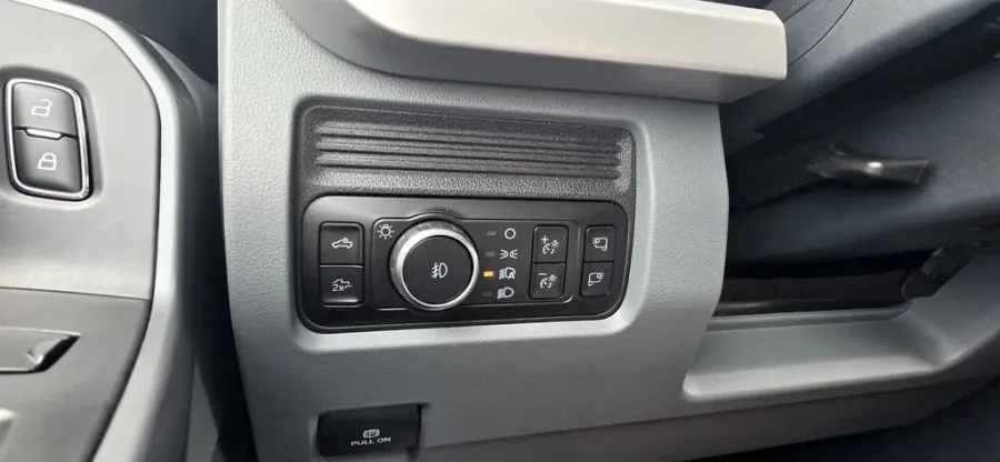 2026 Ford Super Duty F-250 | Photo 12 of 28