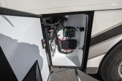 2020 Newmar Dutch Star 4369 | Thumbnail Photo 42 of 55