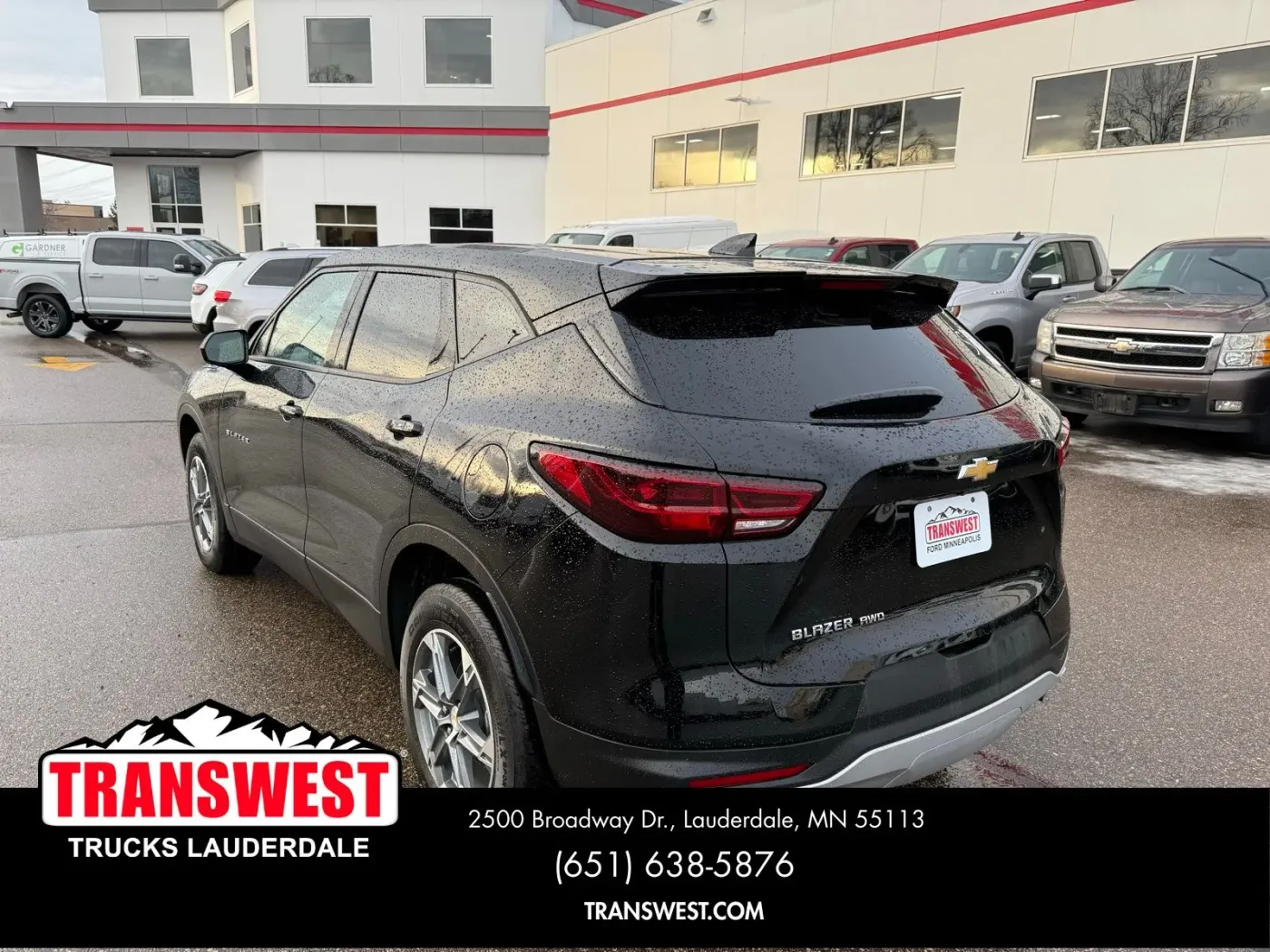 2023 Chevrolet Blazer LT | Photo 2 of 20