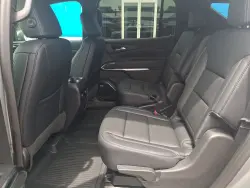 2026 Chevrolet Traverse AWD LT | Thumbnail Photo 11 of 22