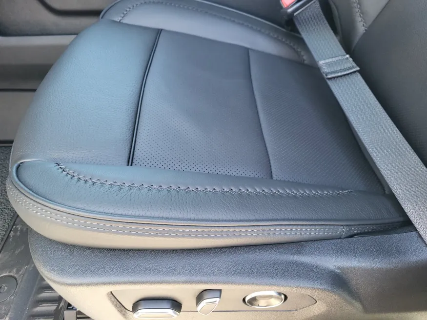 2026 GMC Sierra 2500HD Denali | Photo 19 of 25