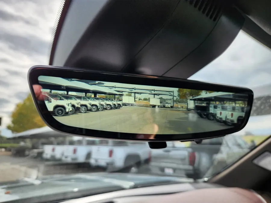 2026 GMC Sierra 3500HD Denali | Photo 30 of 32