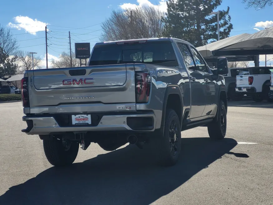 2026 GMC Sierra 2500HD AT4 | Photo 6 of 31