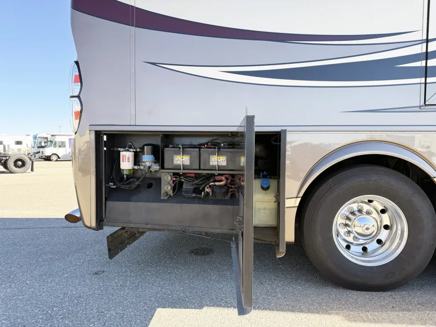 2013 Newmar King Aire 4584 | Photo 29 of 33