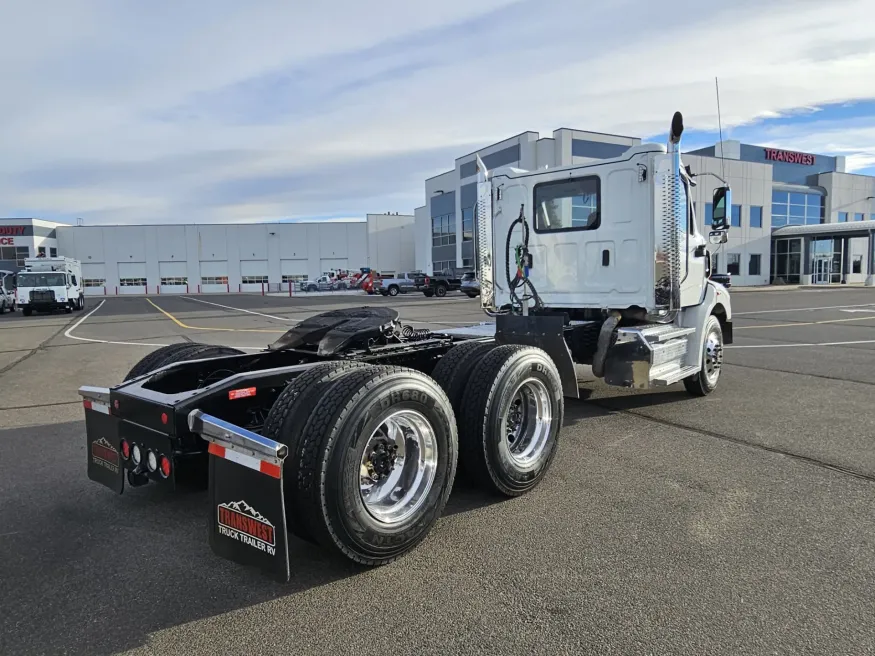 2023 Western Star 47X | Photo 8 of 18