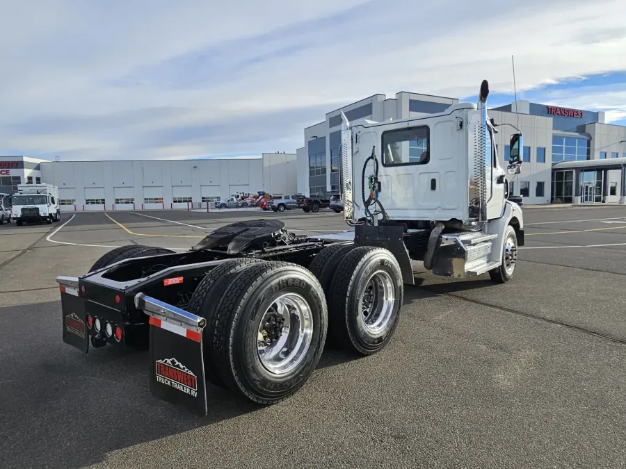 2023 Western Star 47X | Photo 8 of 18