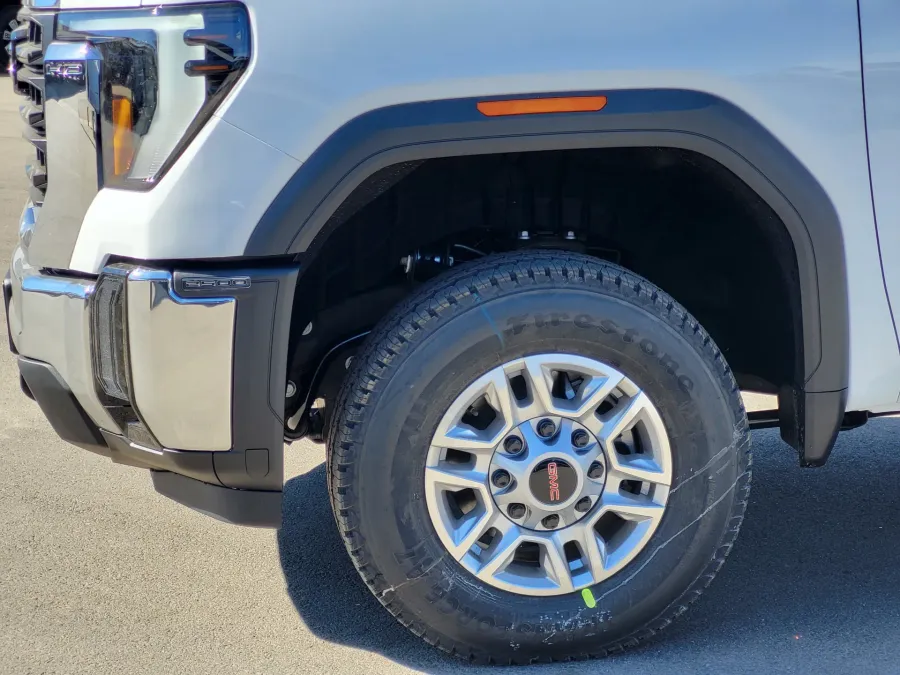 2026 GMC Sierra 2500HD Pro | Photo 7 of 24