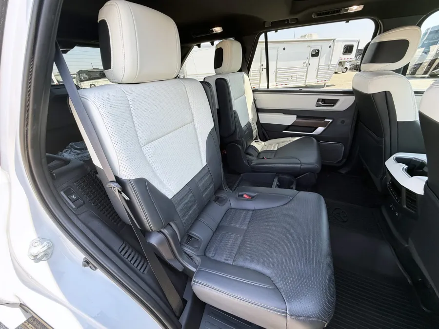 2024 Toyota Sequoia | Photo 19 of 23