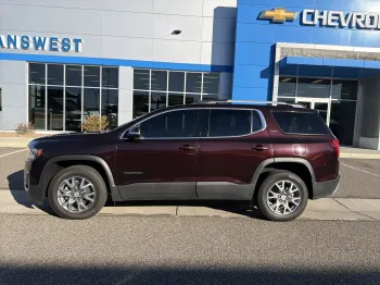 2021 GMC Acadia SLT