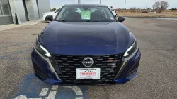 2024 Nissan Altima | Thumbnail Photo 2 of 26