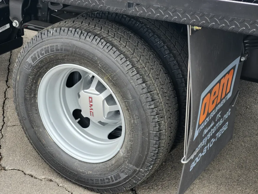 2026 GMC Sierra 3500HD CC Pro | Photo 17 of 20