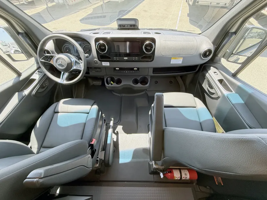 2027 Winnebago Revel Sport 44C | Photo 11 of 17