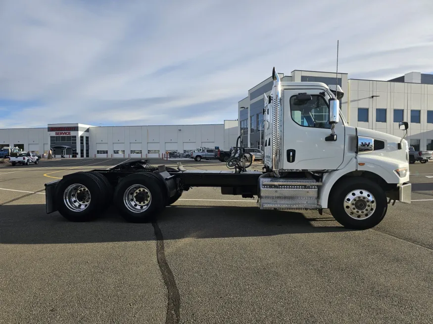 2022 Western Star 47X | Photo 5 of 18