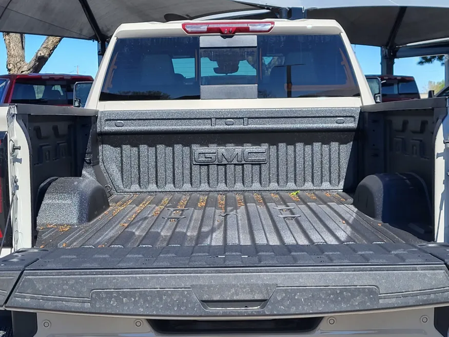 2026 GMC Sierra 2500HD AT4 | Photo 24 of 25