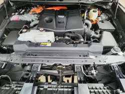 2024 Toyota Tundra 4WD Capstone Hybrid | Thumbnail Photo 20 of 30