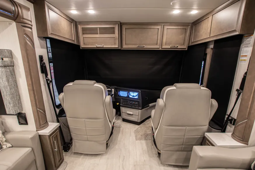 2026 Newmar Ventana 4369 | Photo 6 of 25