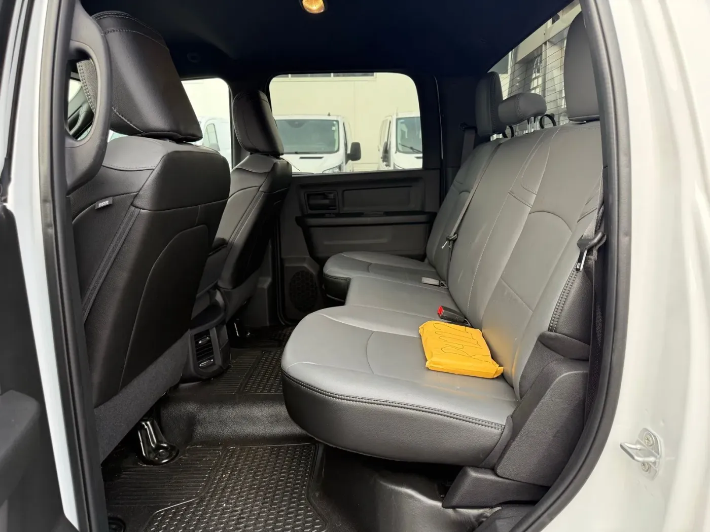 2022 RAM 3500 Tradesman | Photo 5 of 21