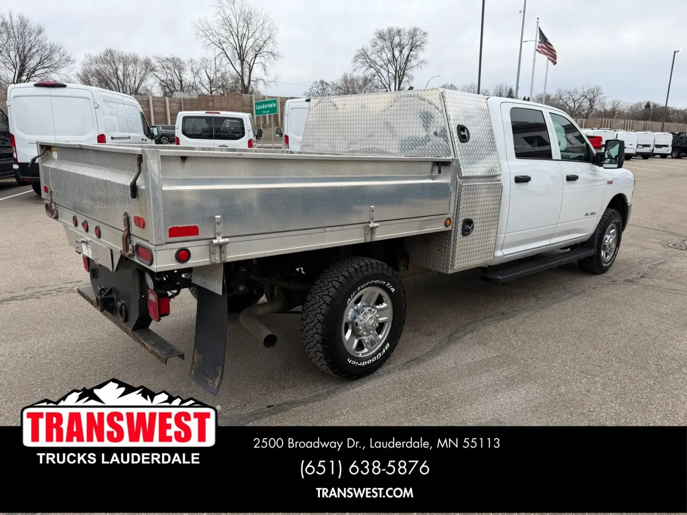 2022 RAM 3500 Tradesman | Photo 4 of 23