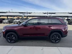 2025 Jeep Grand Cherokee Altitude X | Thumbnail Photo 4 of 16