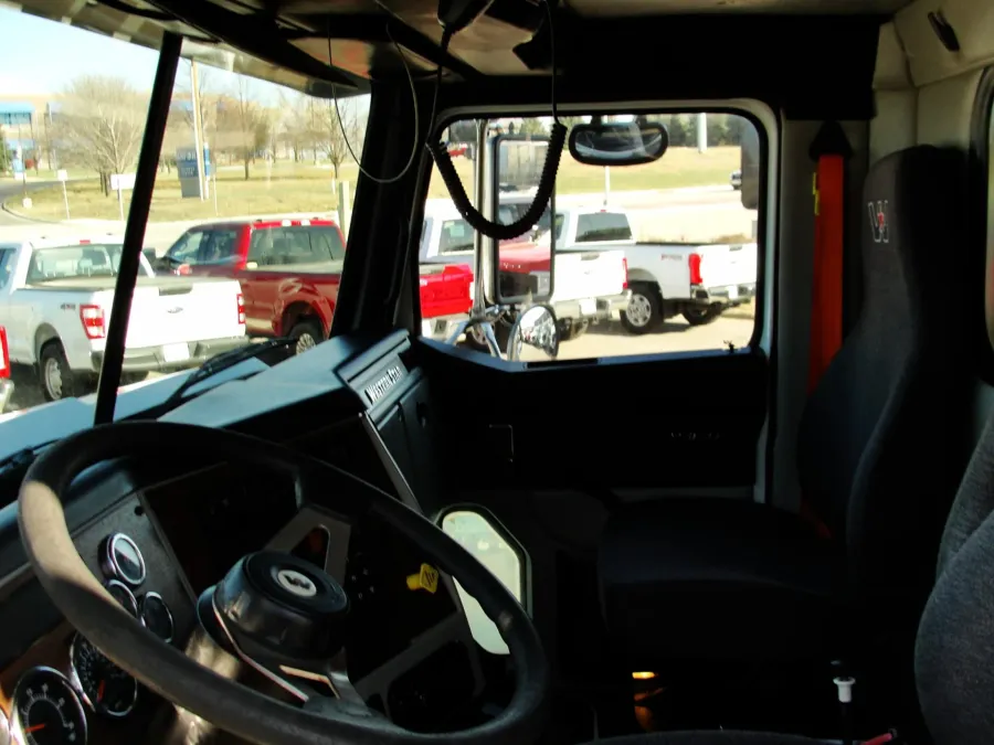 2018 Western Star 4700 | Photo 14 of 20