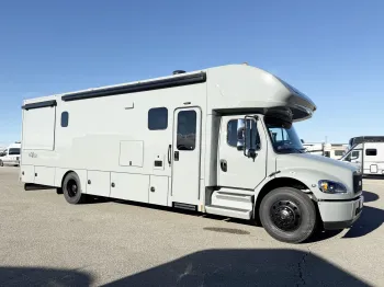 2026 Renegade Valencia 36SB